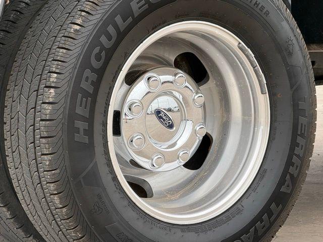 2022 Ford F-350 LARIAT
