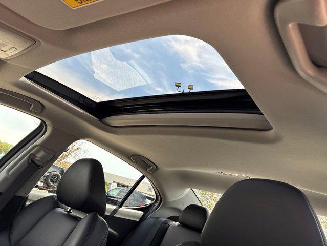 2019 Acura TLX Standard