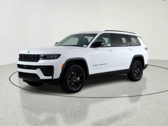 2026 Jeep Grand Cherokee L Altitude 4x4