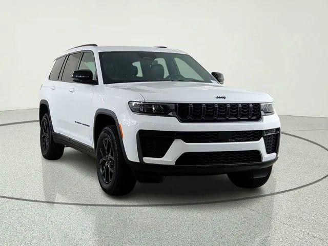 2026 Jeep Grand Cherokee L Altitude 4x4