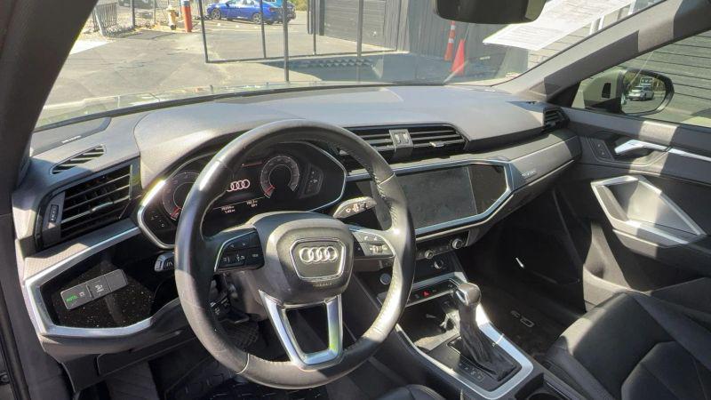 2020 Audi Q3 Premium Plus 45 TFSI S line quattro Tiptronic