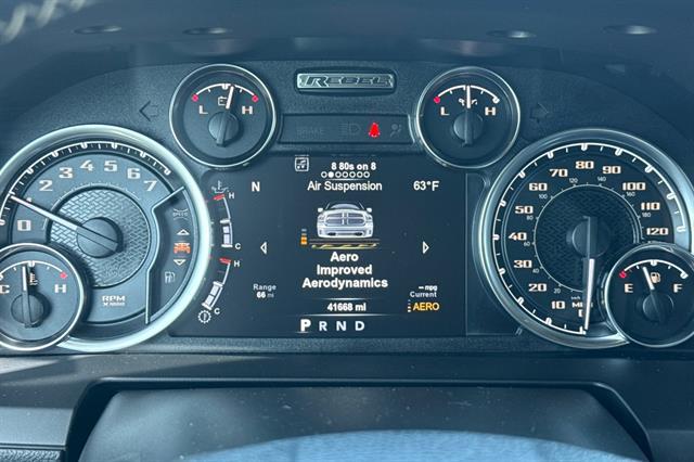 2017 Ram 1500 Rebel Crew Cab 4x4 5'7" Box
