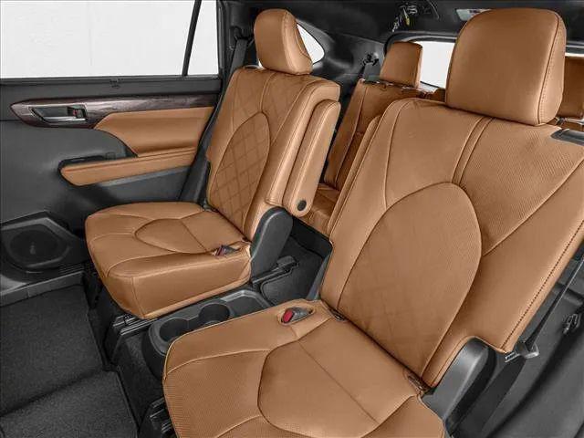 2026 Toyota Highlander Platinum