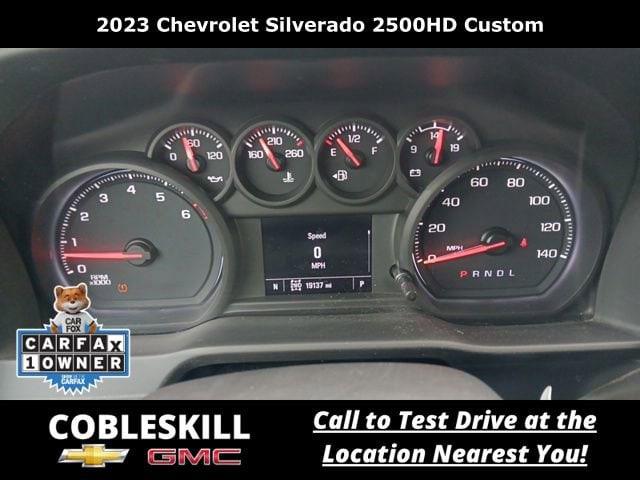 2023 Chevrolet Silverado 2500HD 4WD Crew Cab Standard Bed Custom
