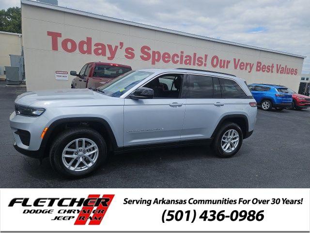 2025 Jeep Grand Cherokee Laredo 4x2 for sale in Sherwood, AR