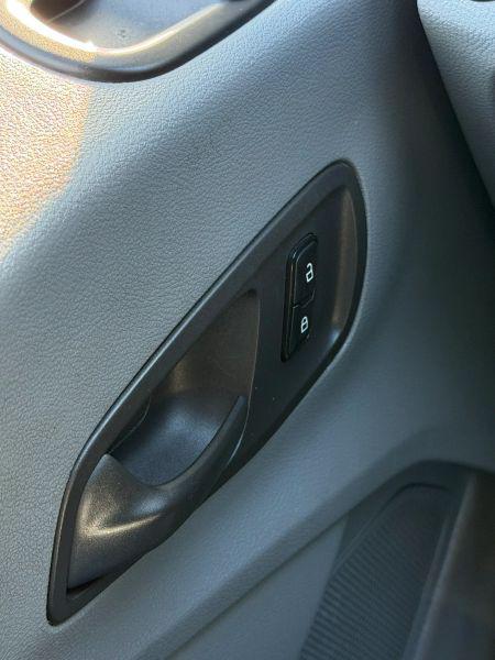 2019 Ford Transit Medium Roof w/Sliding Side Door w/LWB