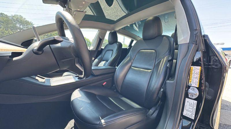 2023 Tesla Model 3 Rear-Wheel Drive