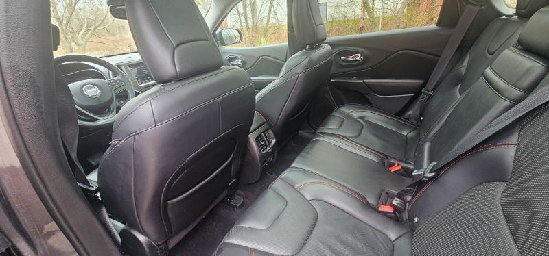 2019 Jeep Cherokee Trailhawk