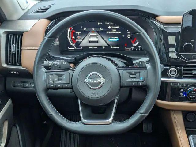 2023 Nissan Pathfinder Platinum FWD