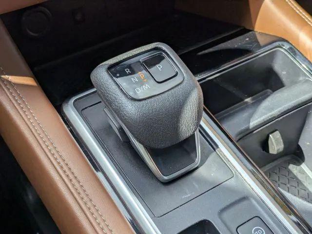 2023 Nissan Pathfinder Platinum FWD