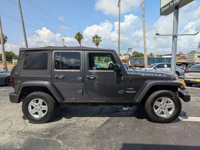 2017 Jeep Wrangler Unlimited Sahara 4x4