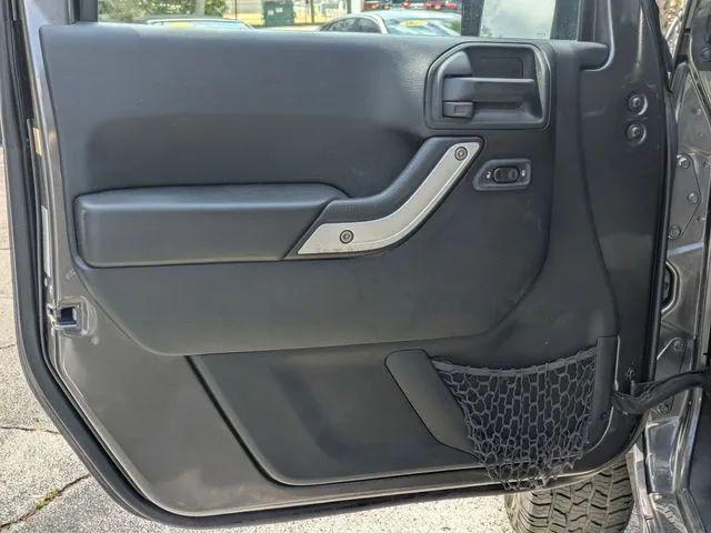 2017 Jeep Wrangler Unlimited Sahara 4x4