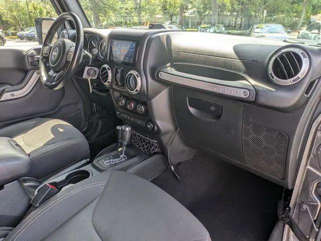 2017 Jeep Wrangler Unlimited Sahara 4x4
