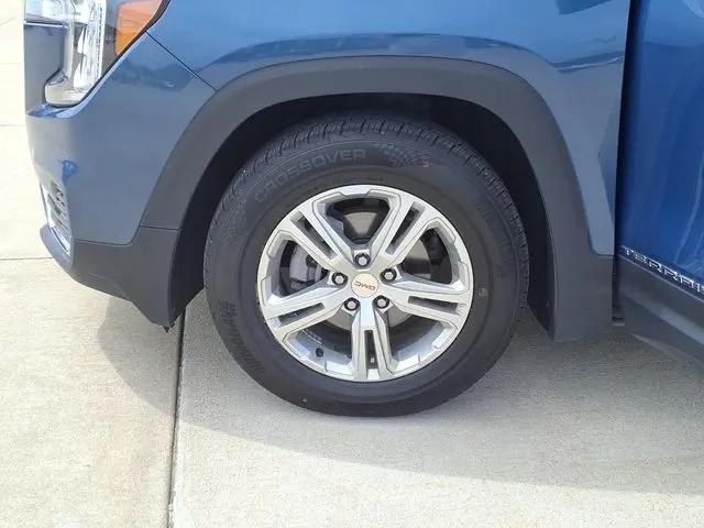 2024 GMC Terrain FWD SLE
