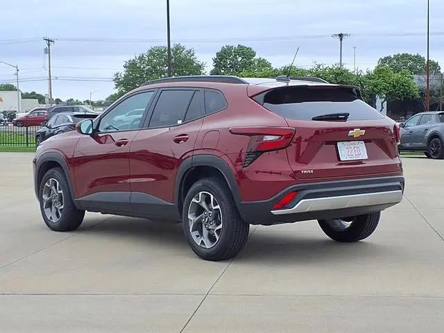 2025 Chevrolet Trax FWD LT