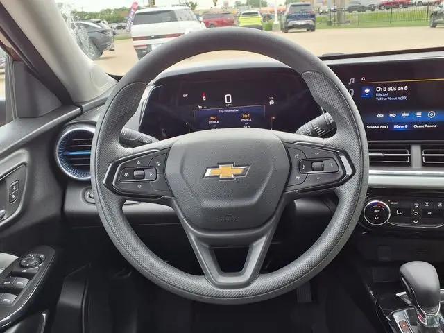 2025 Chevrolet Trax FWD LT