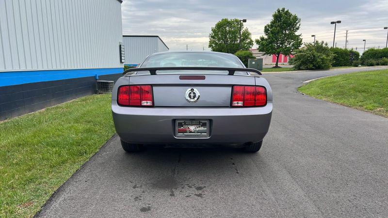 2006 Ford Mustang Base
