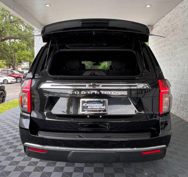 2022 Chevrolet Suburban 4WD LT