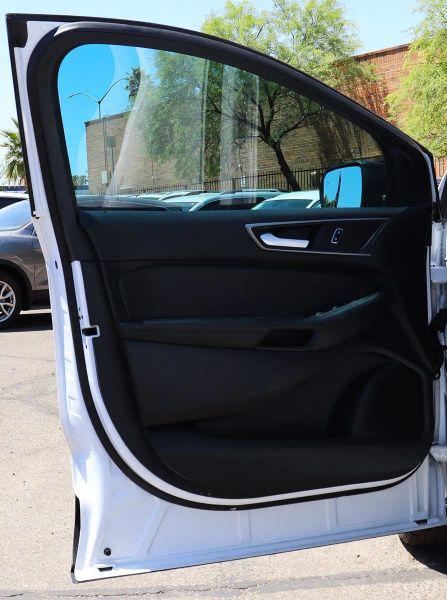 2021 Ford Edge SE