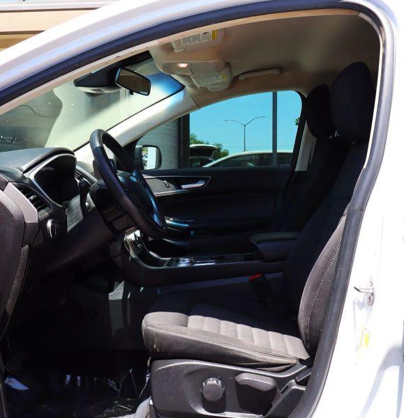 2021 Ford Edge SE