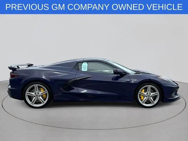 2025 Chevrolet Corvette Stingray RWD Convertible 2LT