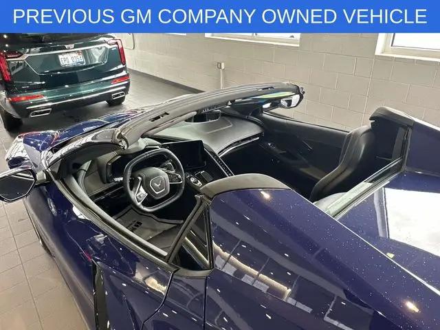 2025 Chevrolet Corvette Stingray RWD Convertible 2LT