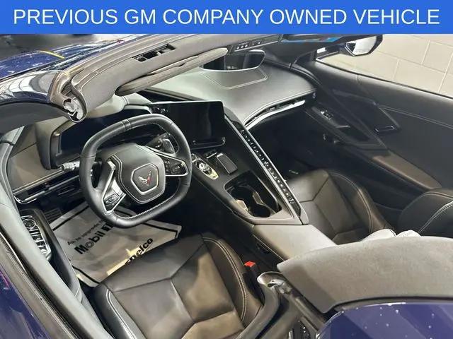 2025 Chevrolet Corvette Stingray RWD Convertible 2LT