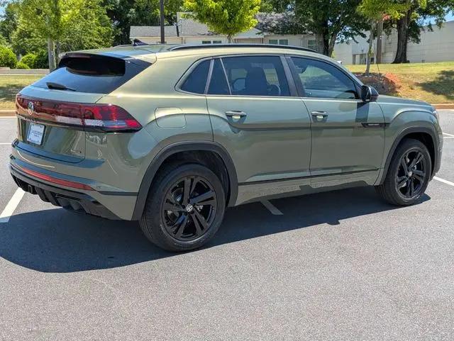 2026 Volkswagen Atlas Cross Sport SEL R-Line Black
