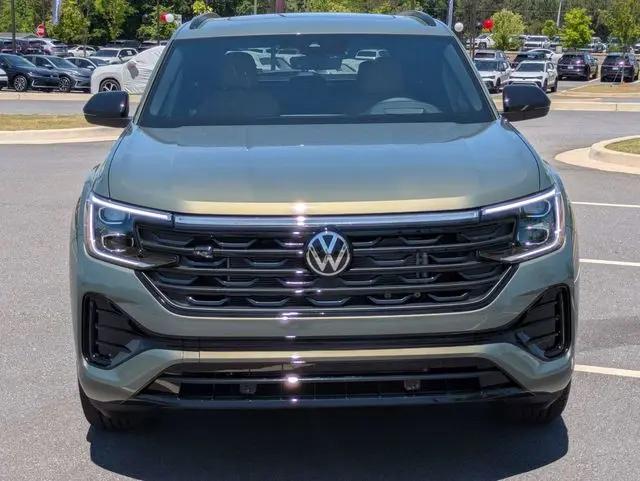 2026 Volkswagen Atlas Cross Sport SEL R-Line Black