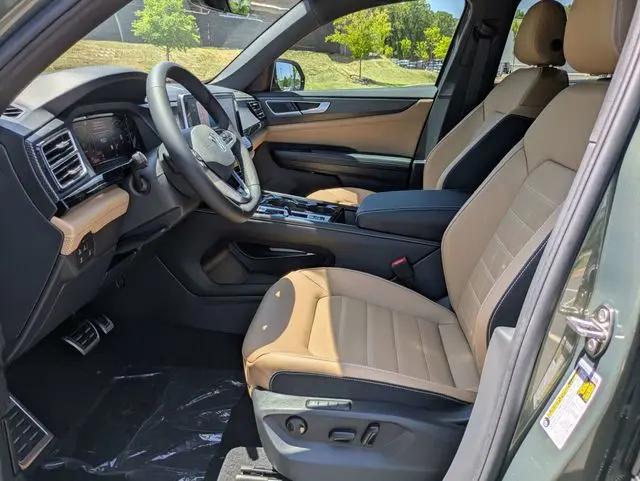 2026 Volkswagen Atlas Cross Sport SEL R-Line Black