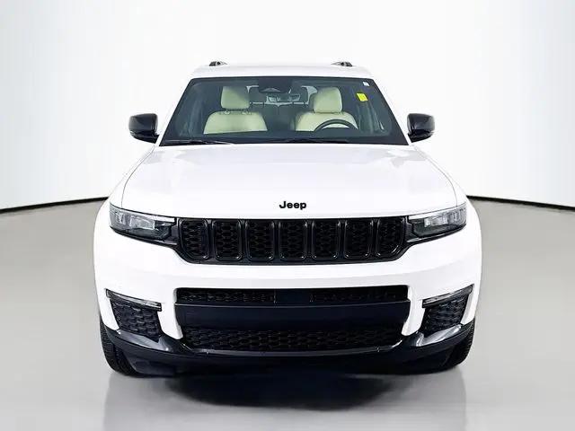 2025 Jeep Grand Cherokee L Limited 4x4