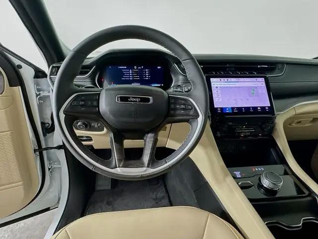 2025 Jeep Grand Cherokee L Limited 4x4