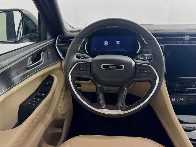 2025 Jeep Grand Cherokee L Limited 4x4