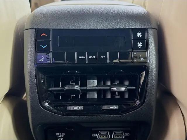 2025 Jeep Grand Cherokee L Limited 4x4