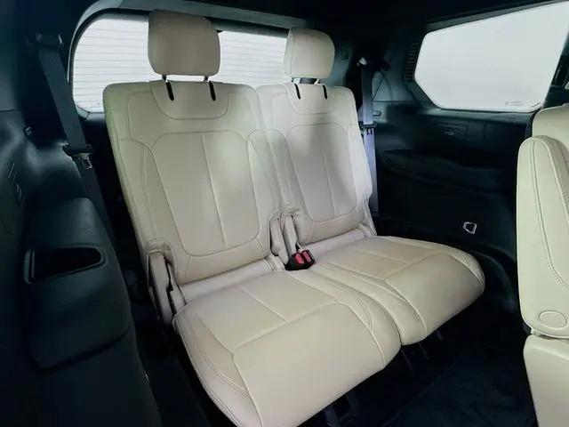 2025 Jeep Grand Cherokee L Limited 4x4
