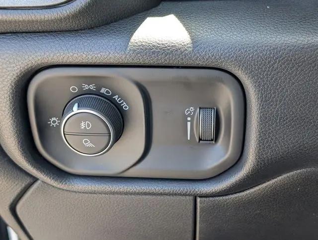 2025 Ram 5500 Tradesman/Big Horn