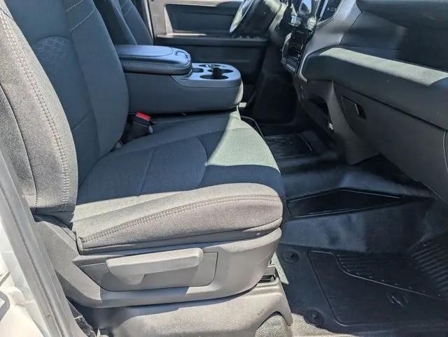 2025 Ram 5500 Tradesman/Big Horn