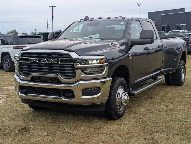 2026 Ram 3500 Tradesman Crew Cab 4x4 8' Box