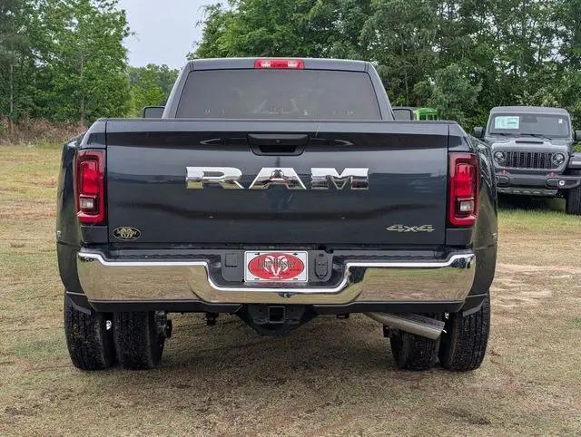 2026 Ram 3500 Tradesman Crew Cab 4x4 8' Box
