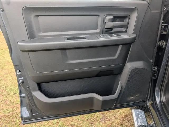 2026 Ram 3500 Tradesman Crew Cab 4x4 8' Box