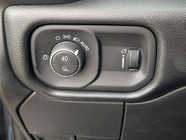 2026 Ram 3500 Tradesman Crew Cab 4x4 8' Box