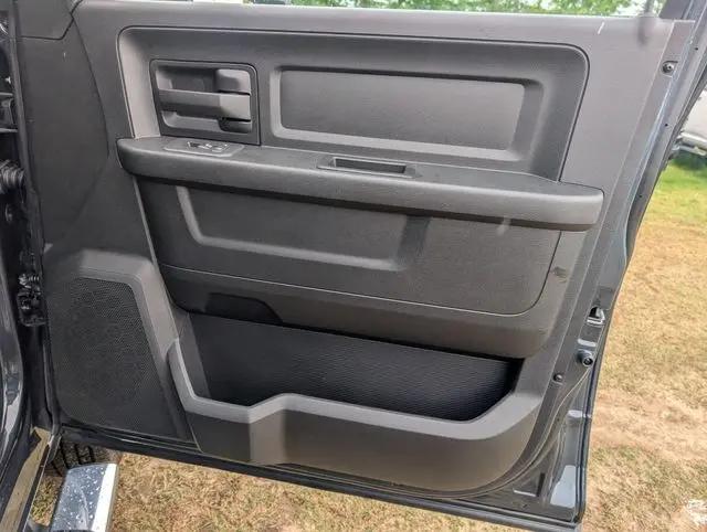 2026 Ram 3500 Tradesman Crew Cab 4x4 8' Box