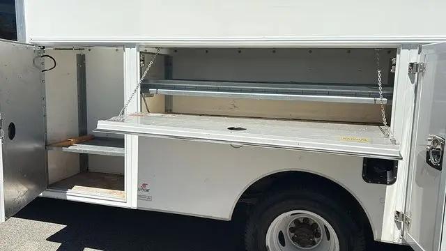 2022 Ford E-350 Cutaway Base