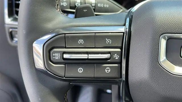 2026 GMC Yukon 4WD AT4