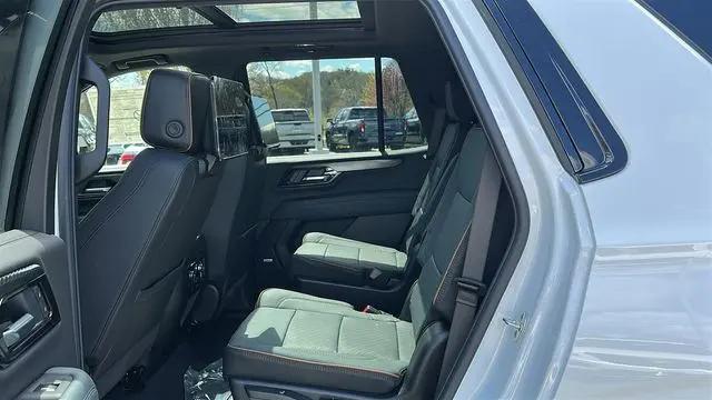 2026 GMC Yukon 4WD AT4