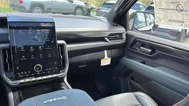 2026 GMC Yukon 4WD AT4