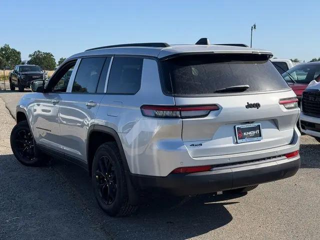 2026 Jeep Grand Cherokee L Altitude 4x4