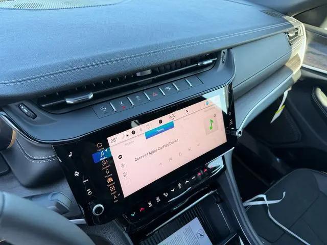 2026 Jeep Grand Cherokee L Altitude 4x4