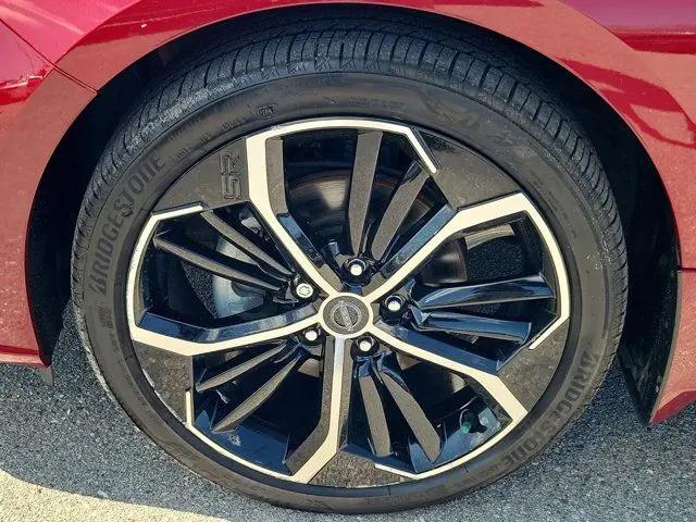 2023 Nissan Altima SR FWD