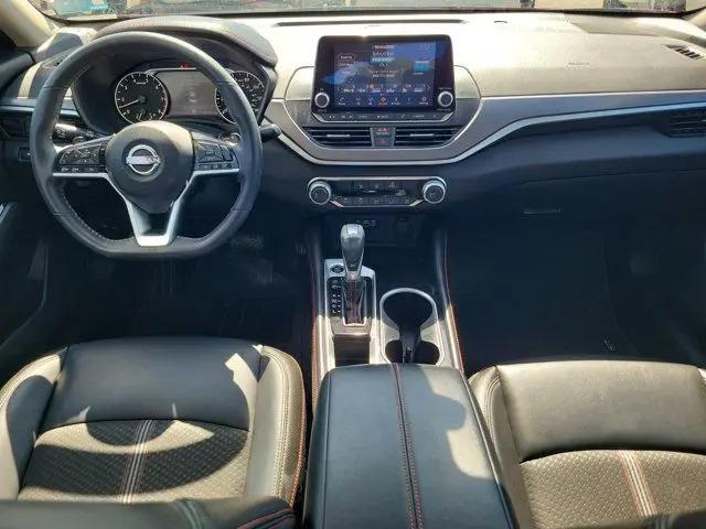 2023 Nissan Altima SR FWD